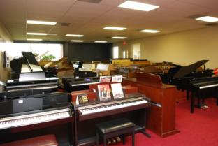 Digital & Used Piano Showroom